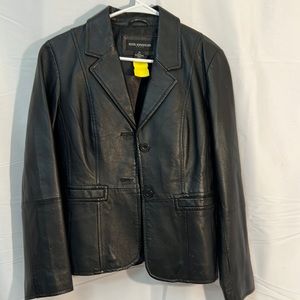 #2083 petite sophisticate, genuine, leather jacket, fully lined size 10 NWOT